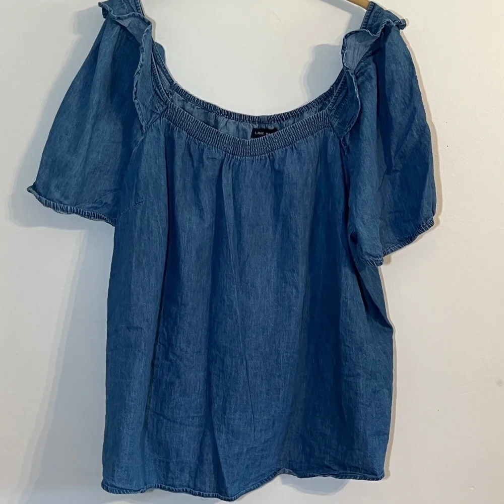 Lane Bryant Top Women 26 Blue Denim Ruffle Smocked Neutral Boho Western Cowgirl - Picture 3 of 14